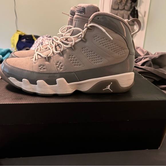 2012 cool grey 9 size 11 - Picture 2 of 5